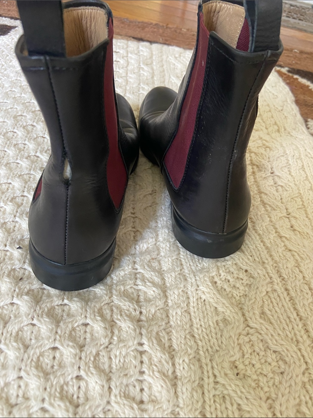Jil Sander Black Leather Chelsea Boots with Burgundy Elastic 6.5 - Picture 8 of 12